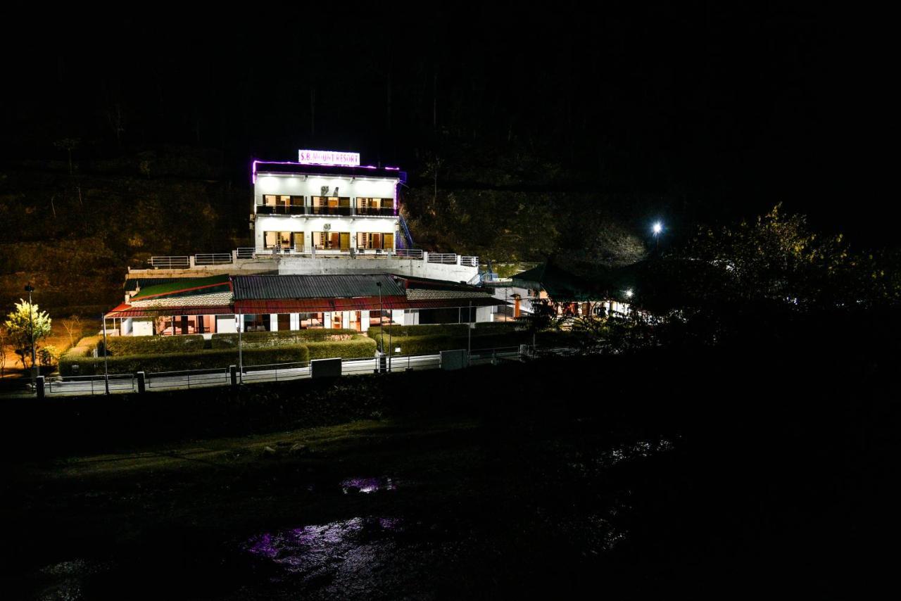 Sb Mount Resort Lansdowne Exterior foto